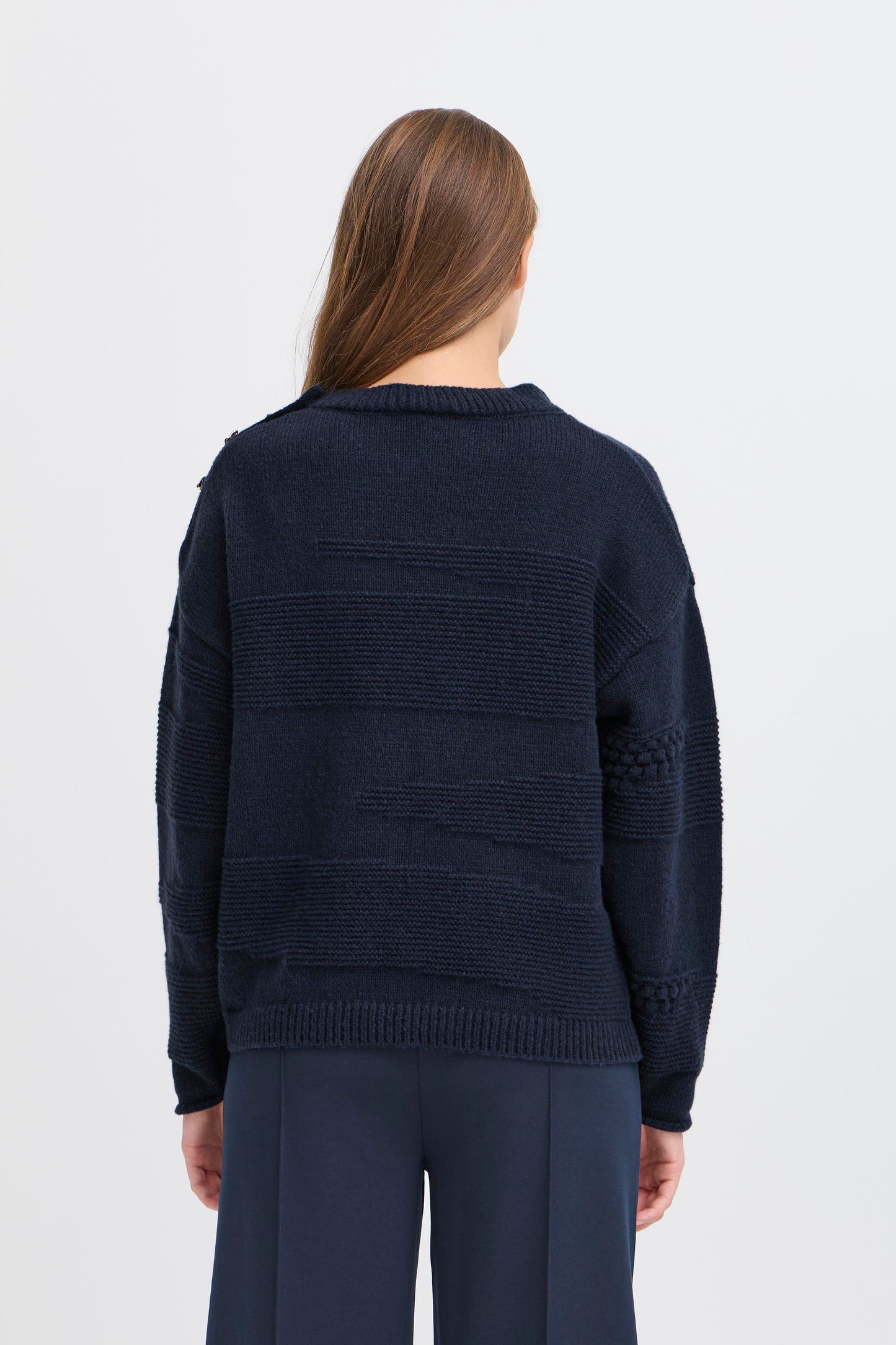 Pull boutons épaule ICHI