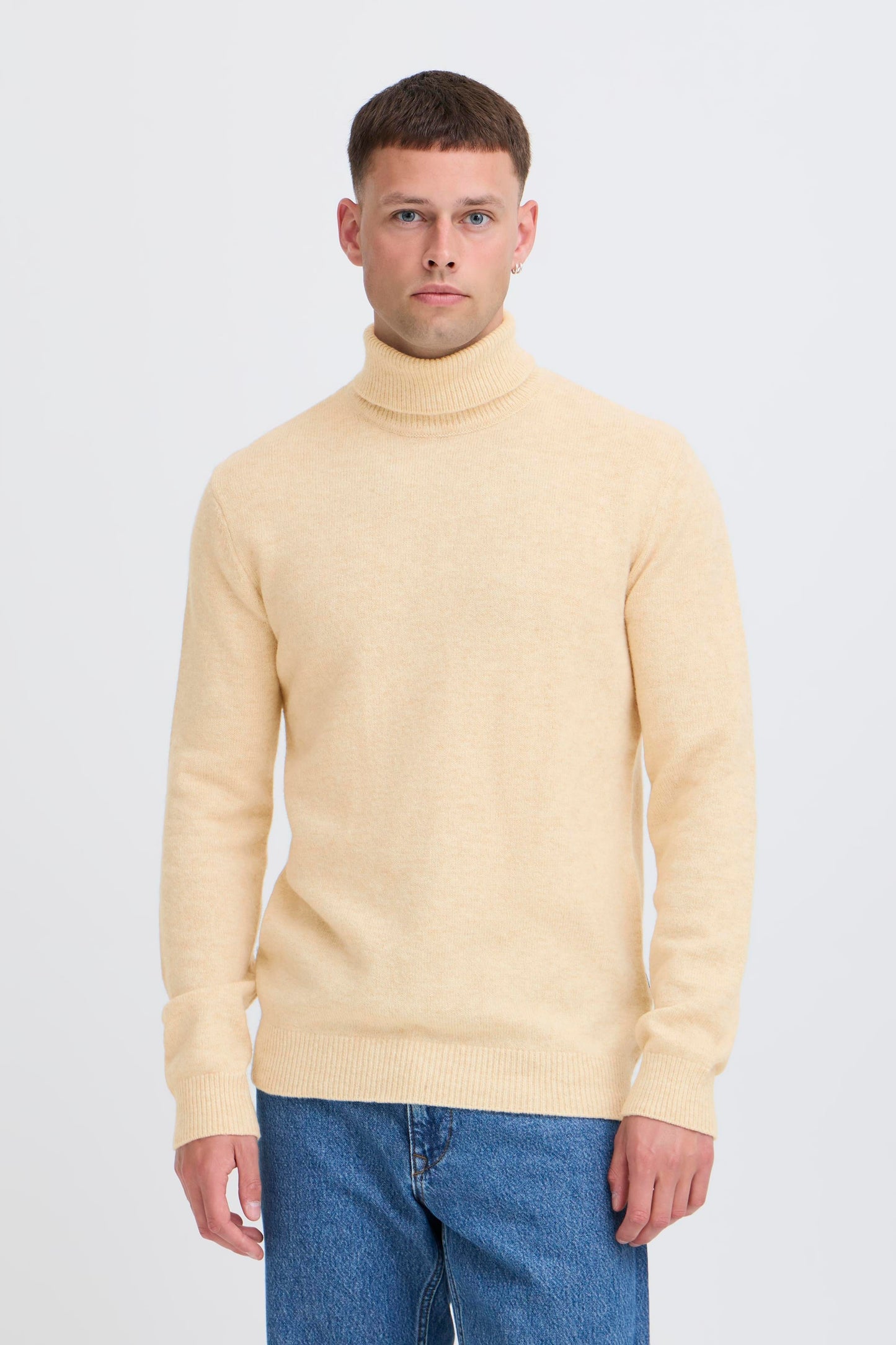 Pull col roulé laine Blend