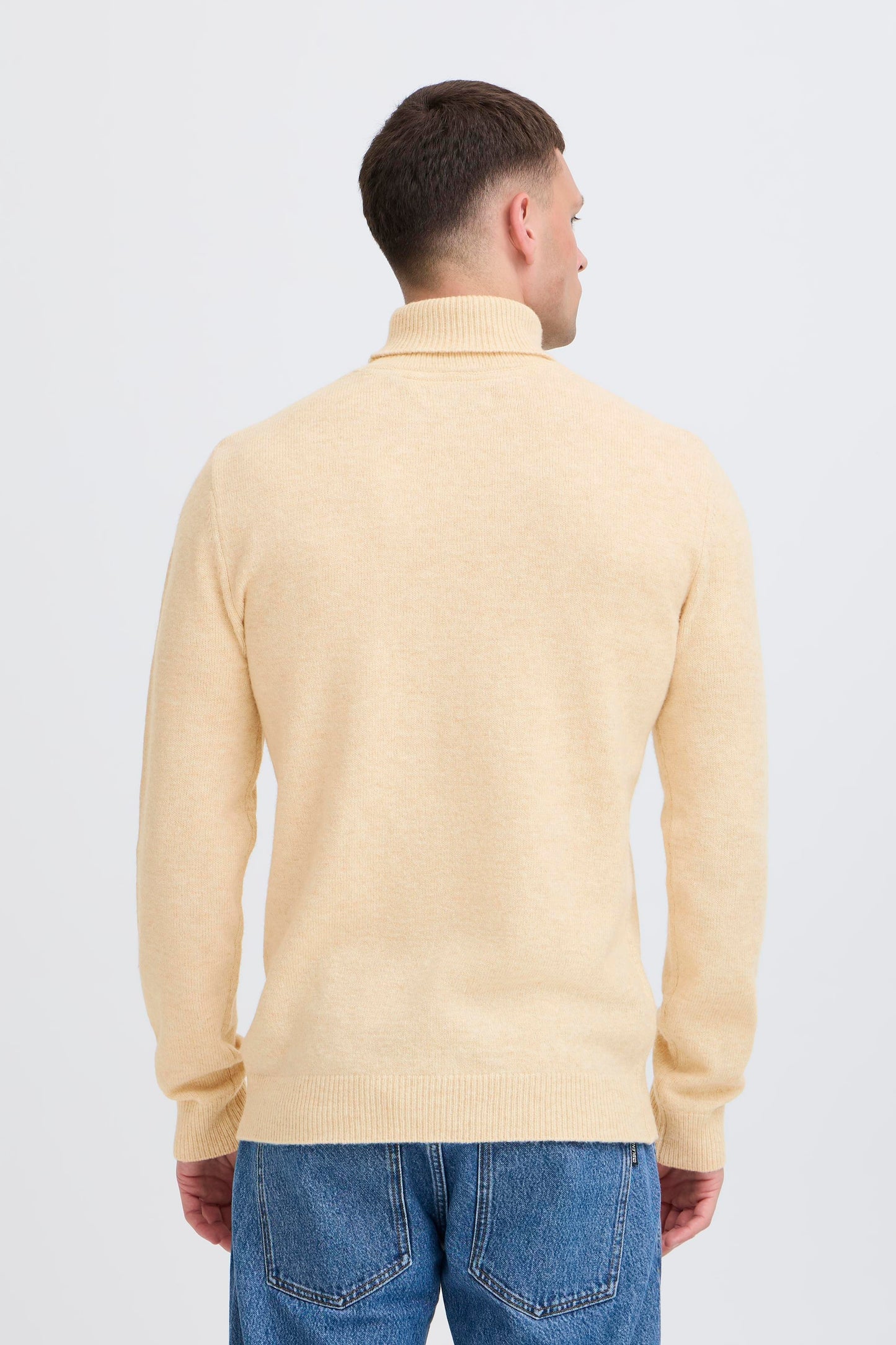 Pull col roulé laine Blend