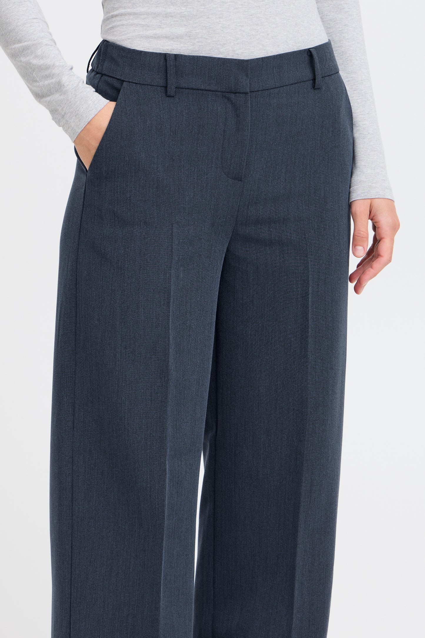 Pantalon droit B.Young