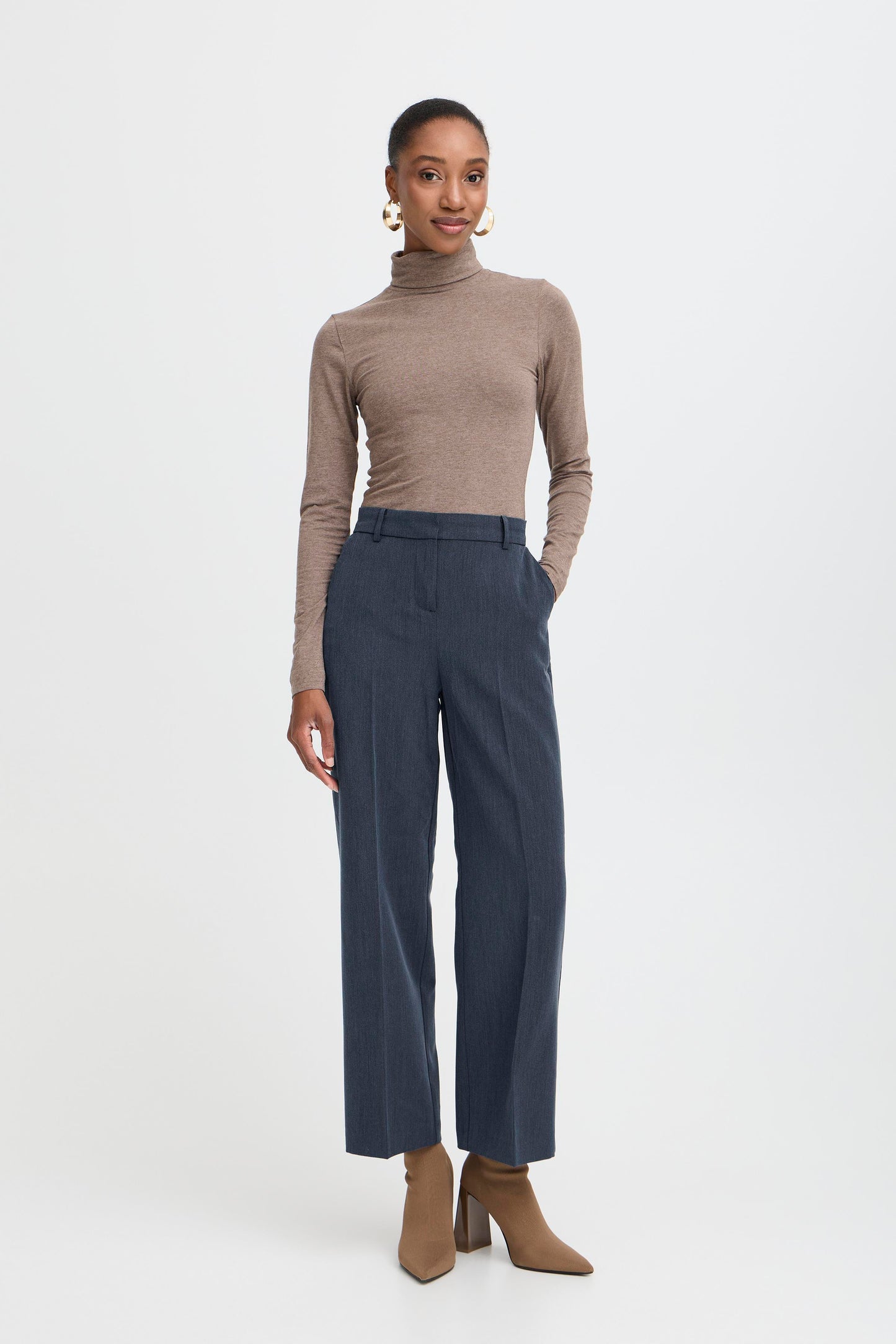 Pantalon droit B.Young