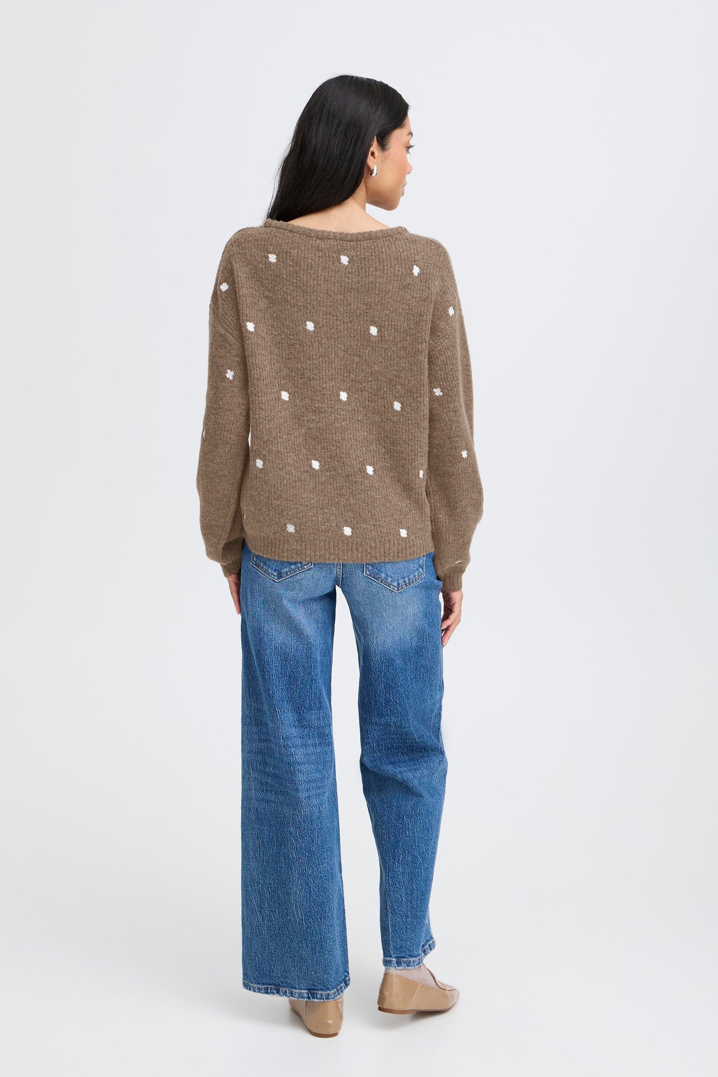 Pull broderie B.Young
