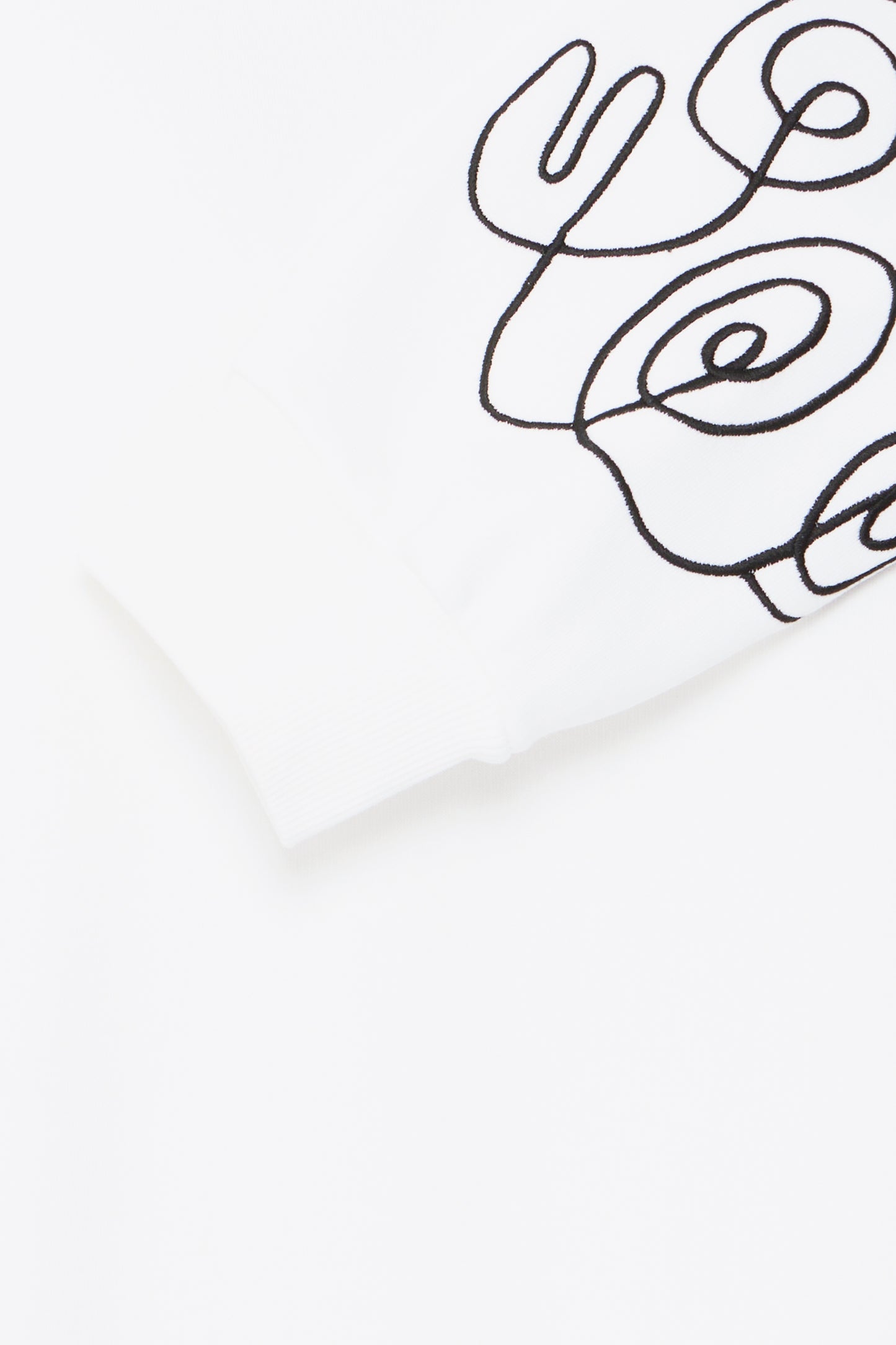 Sweat dessin manches B.Young