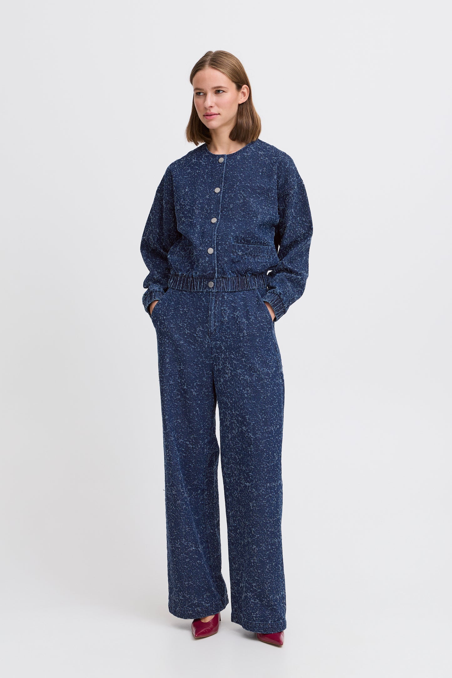 Pantalon détail couture B.Young