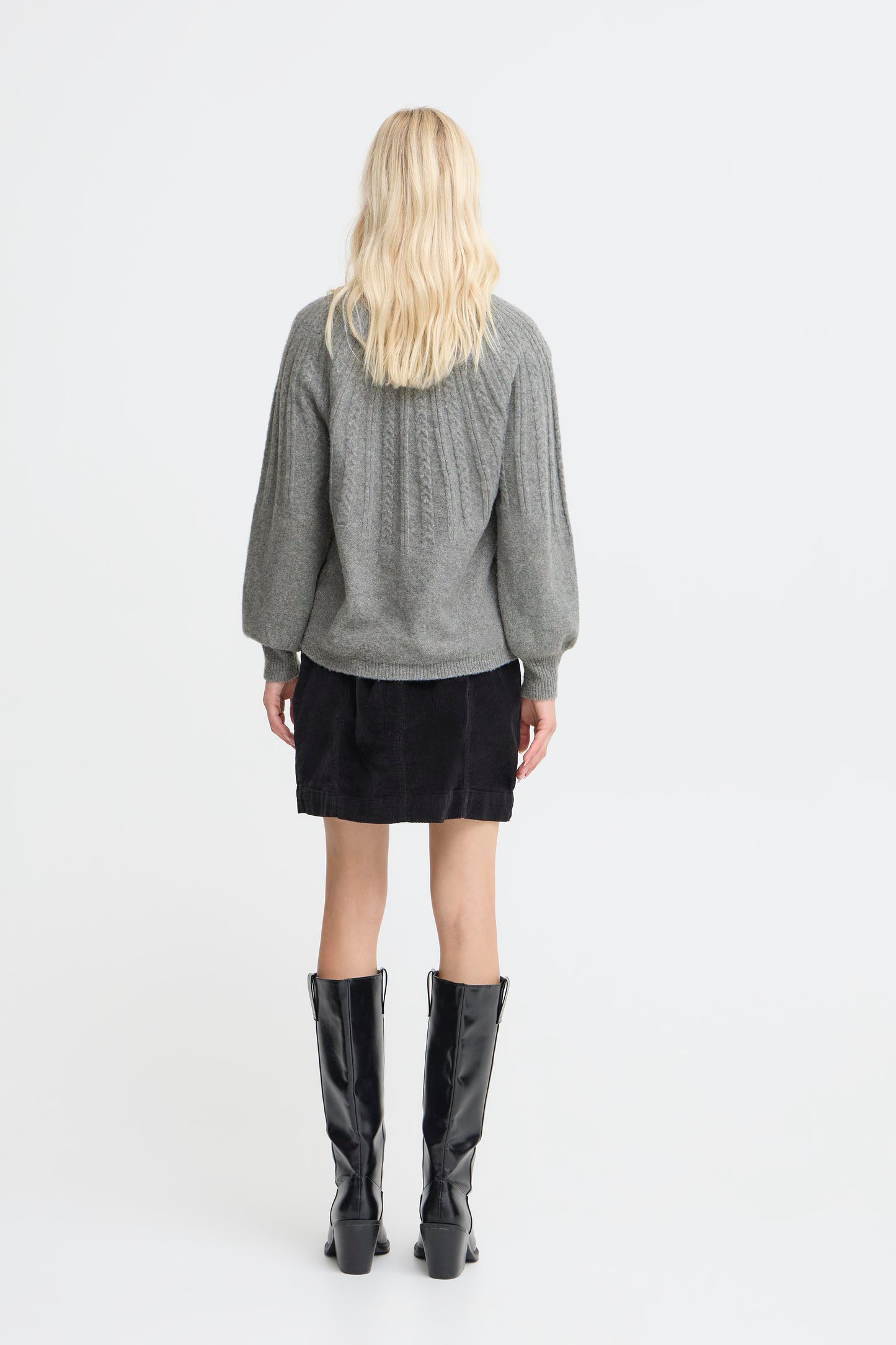 Pull avec maillage B.Young