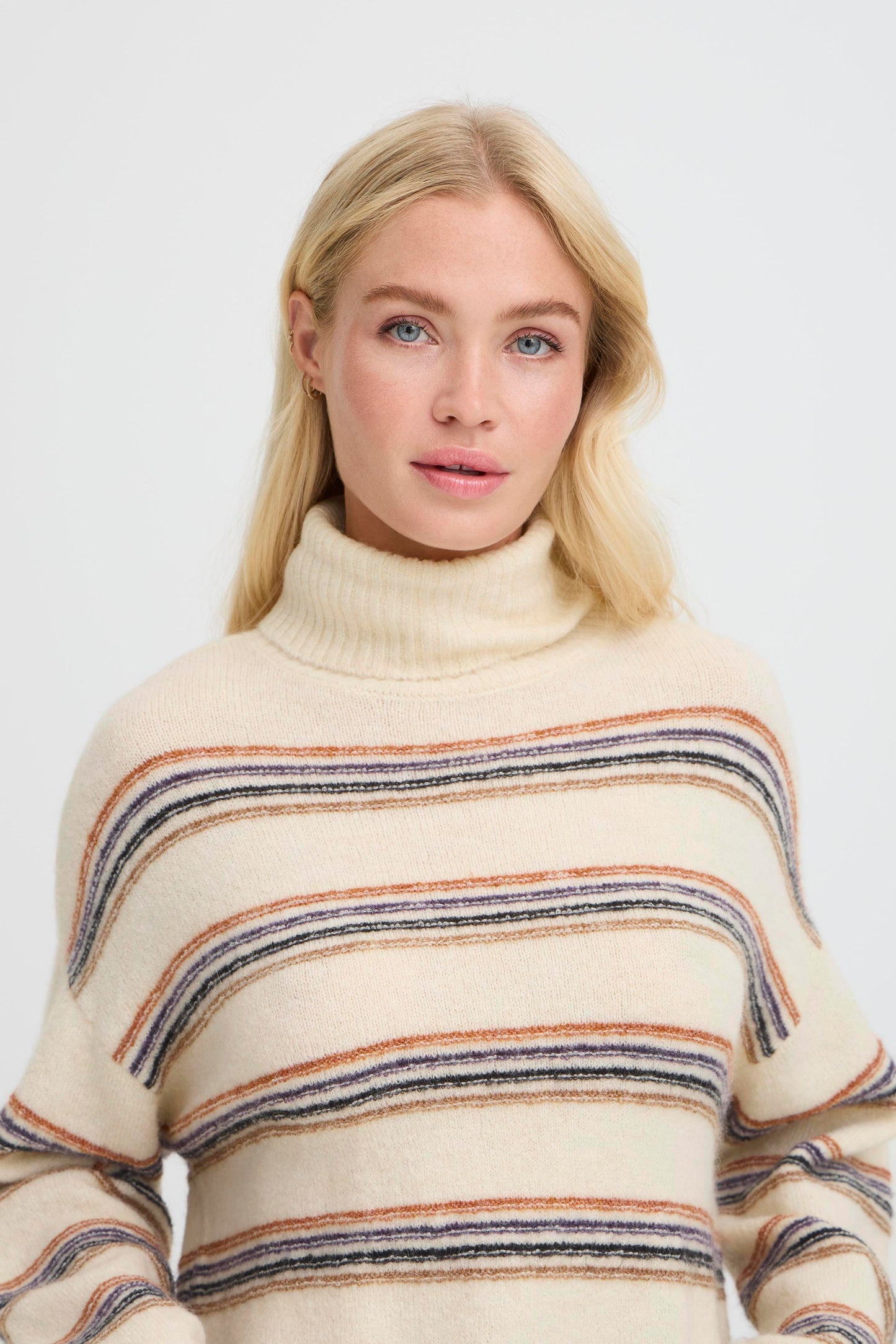 Pull col roulé rayures B.Young