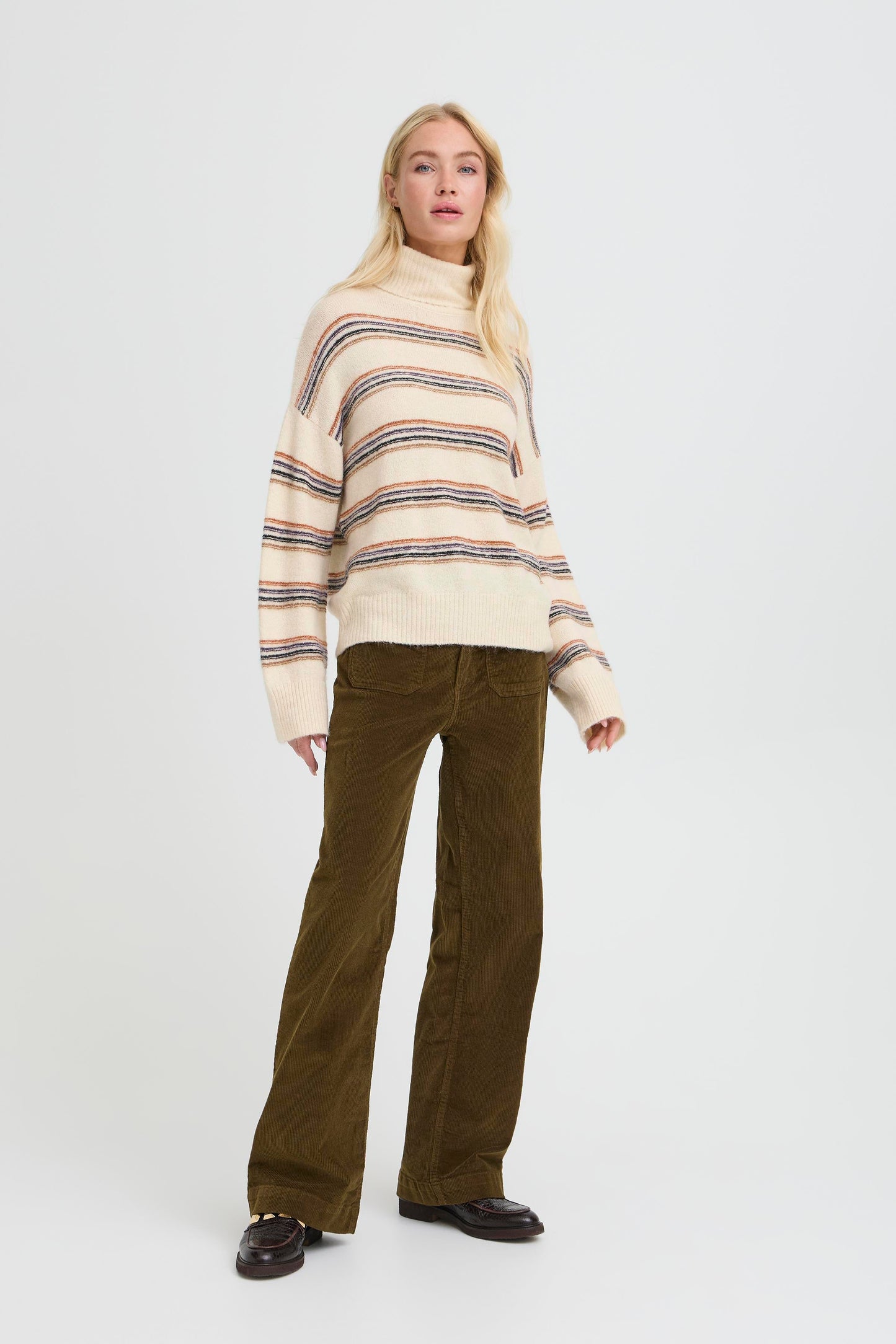 Pull col roulé rayures B.Young