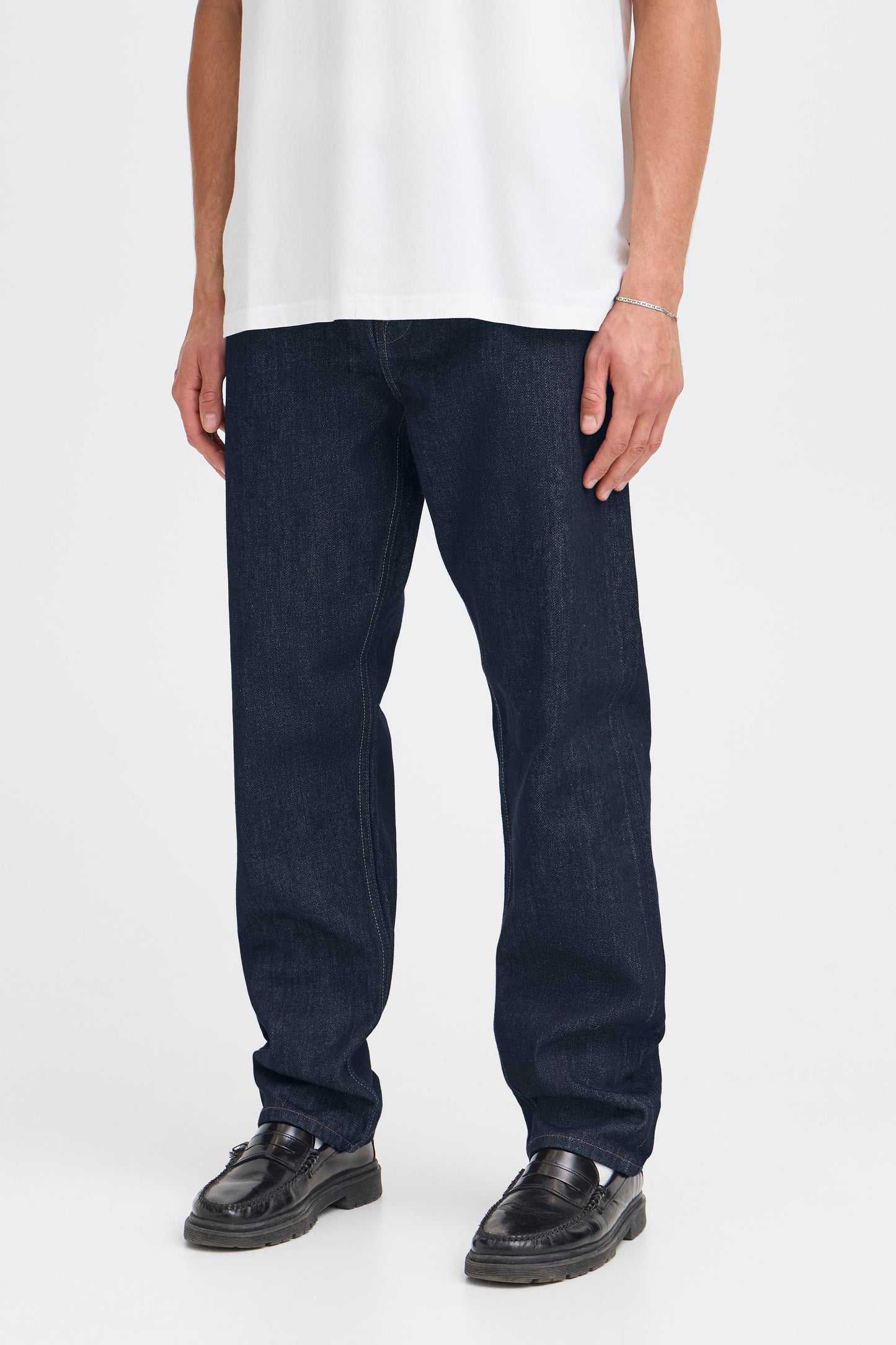 Jean droit brut Solid