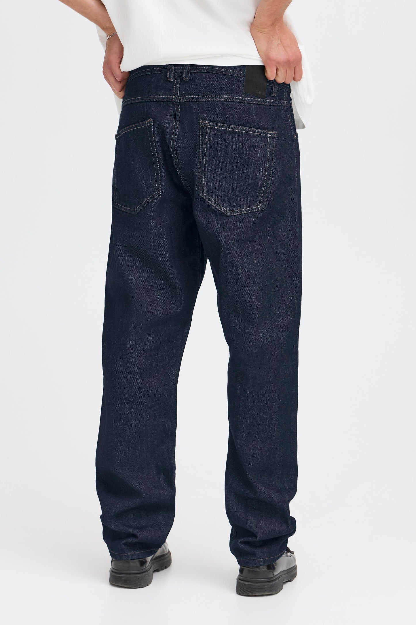 Jean droit brut Solid