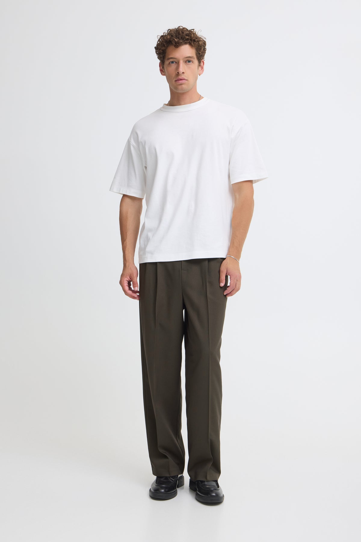 Pantalon droit à pinces Casual Friday