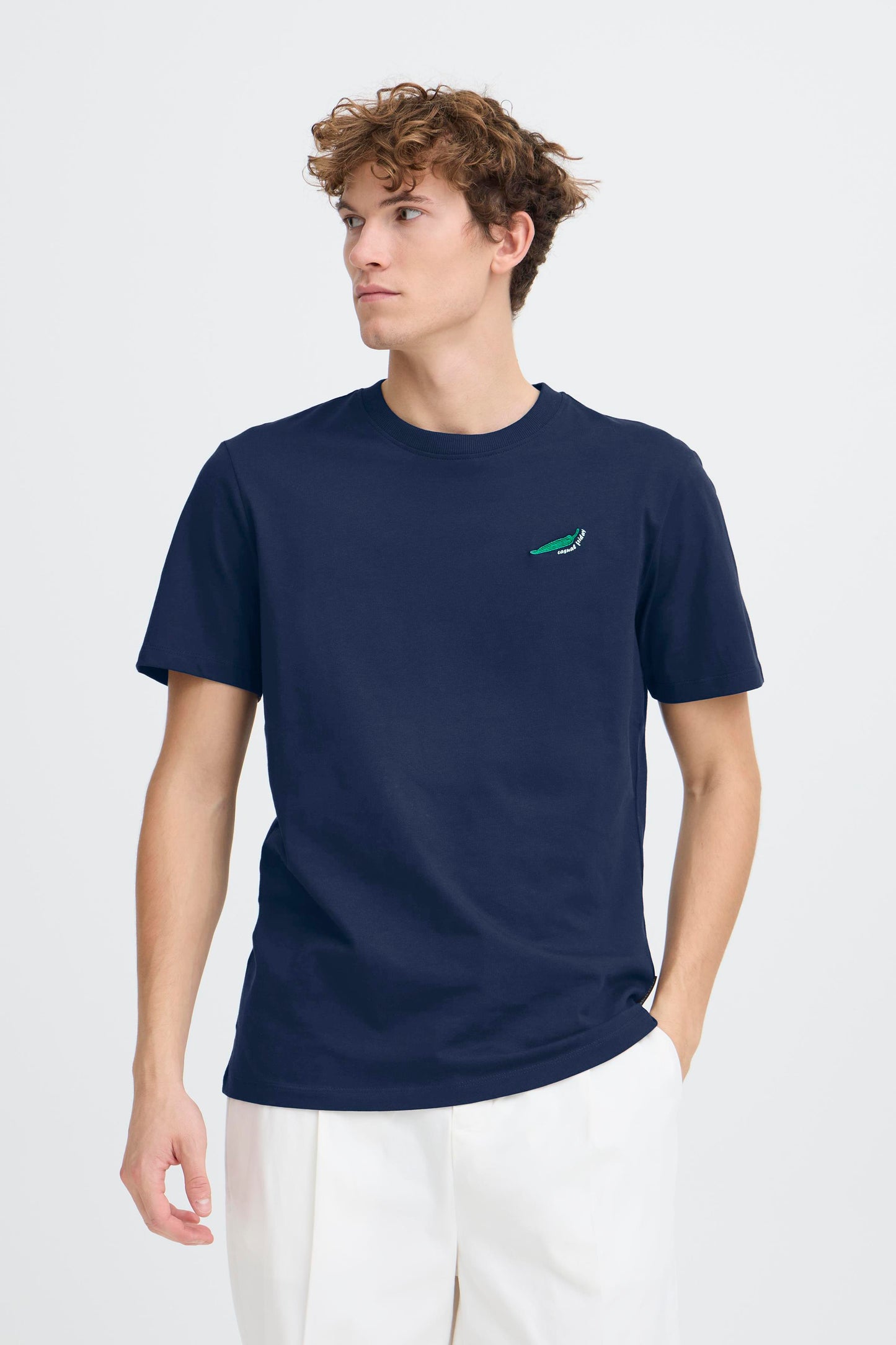 T-shirt petite broderie Casual Friday