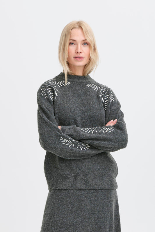 Pull avec broderie B.Young