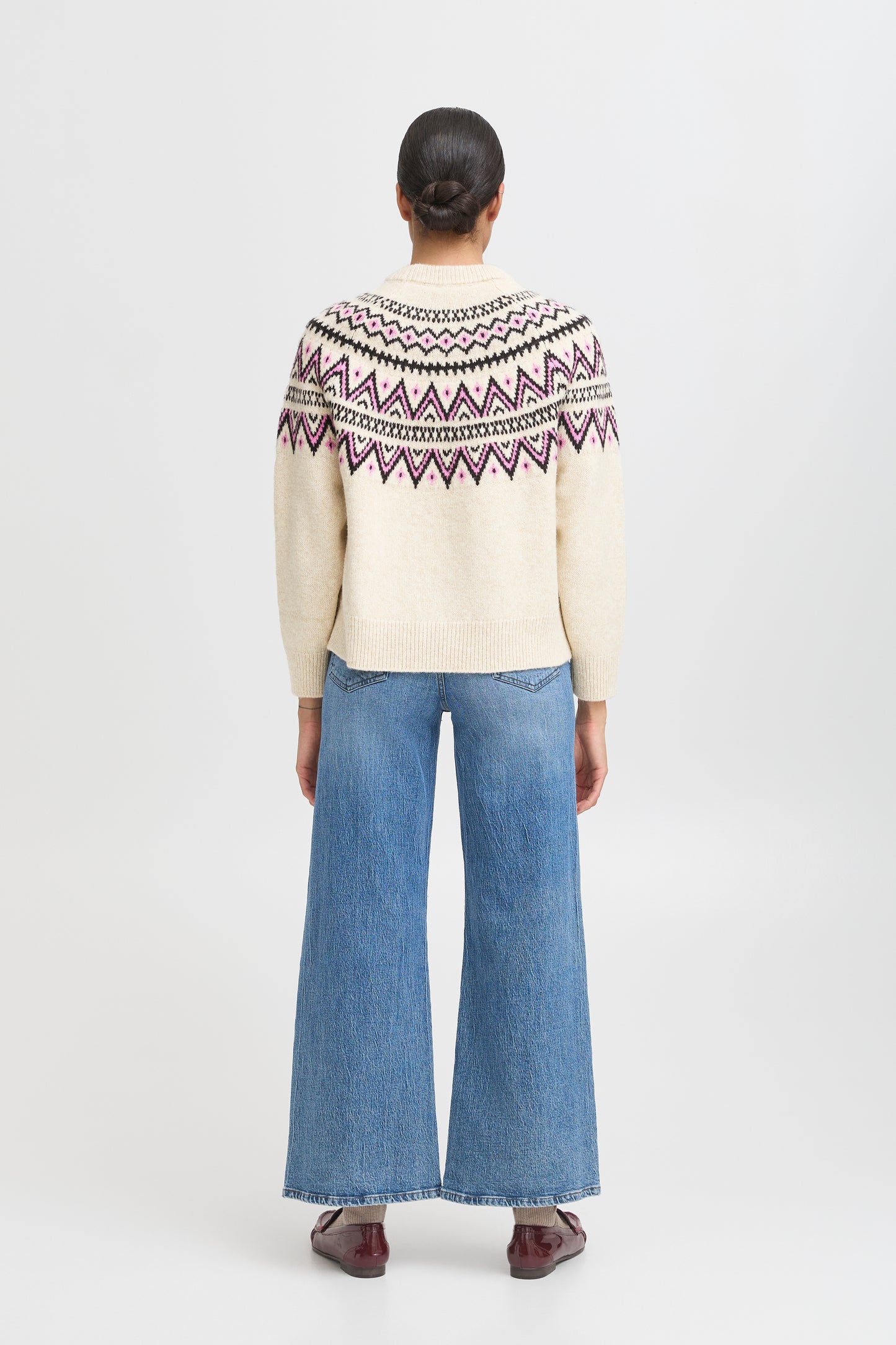 Pull épais motif B.Young