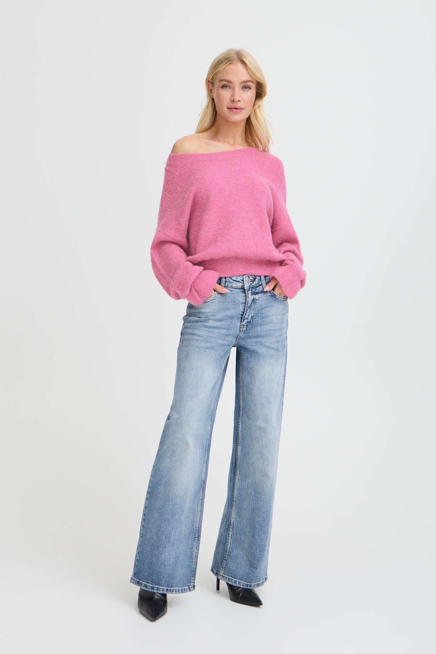 Pull détail manches B.Young