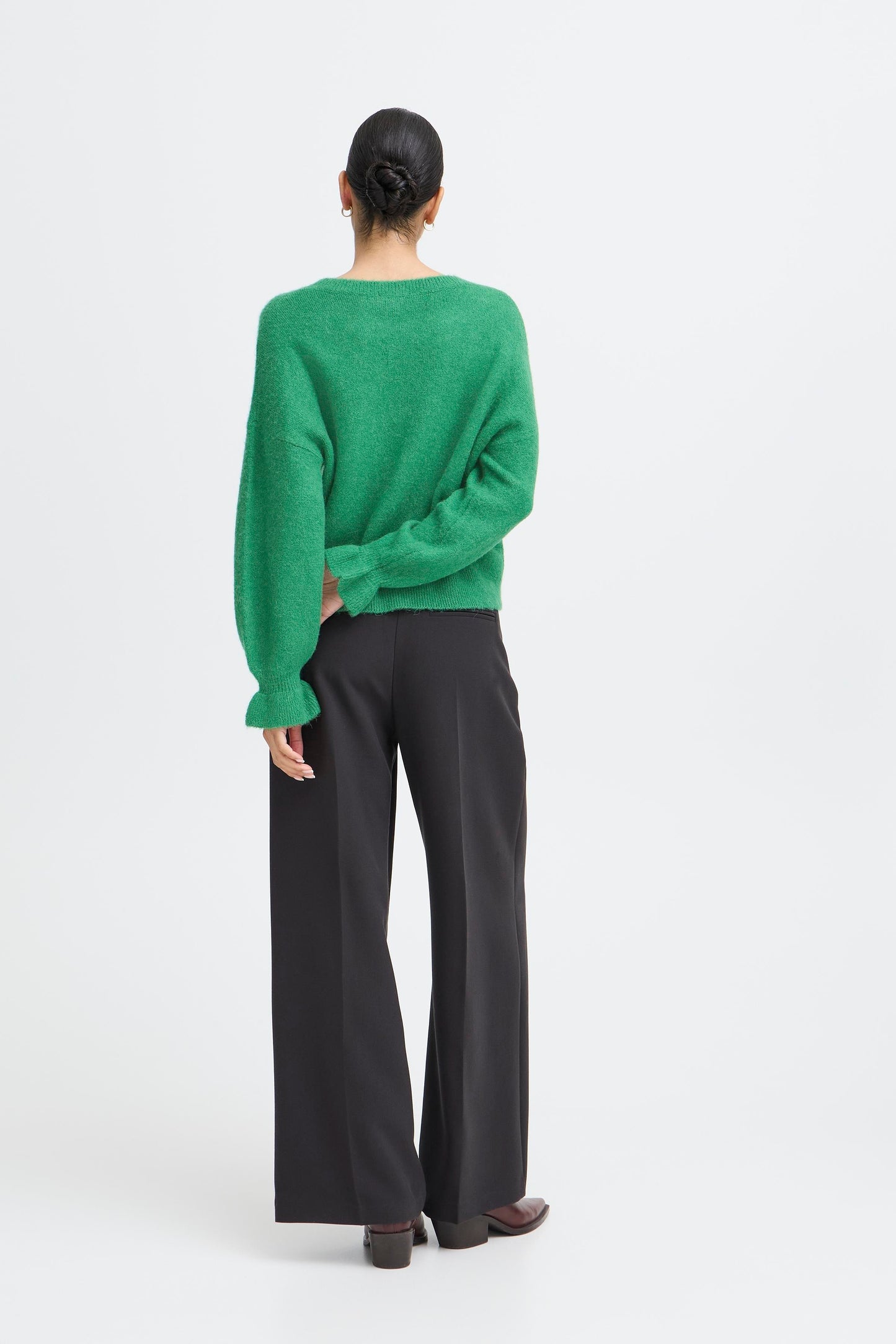 Pull détail manches B.Young