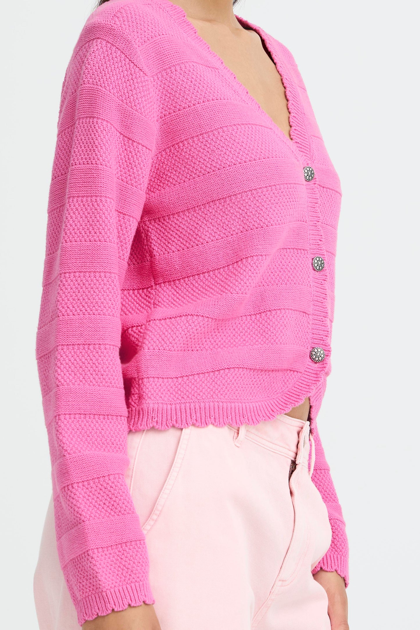Gilet mailles détails B.Young