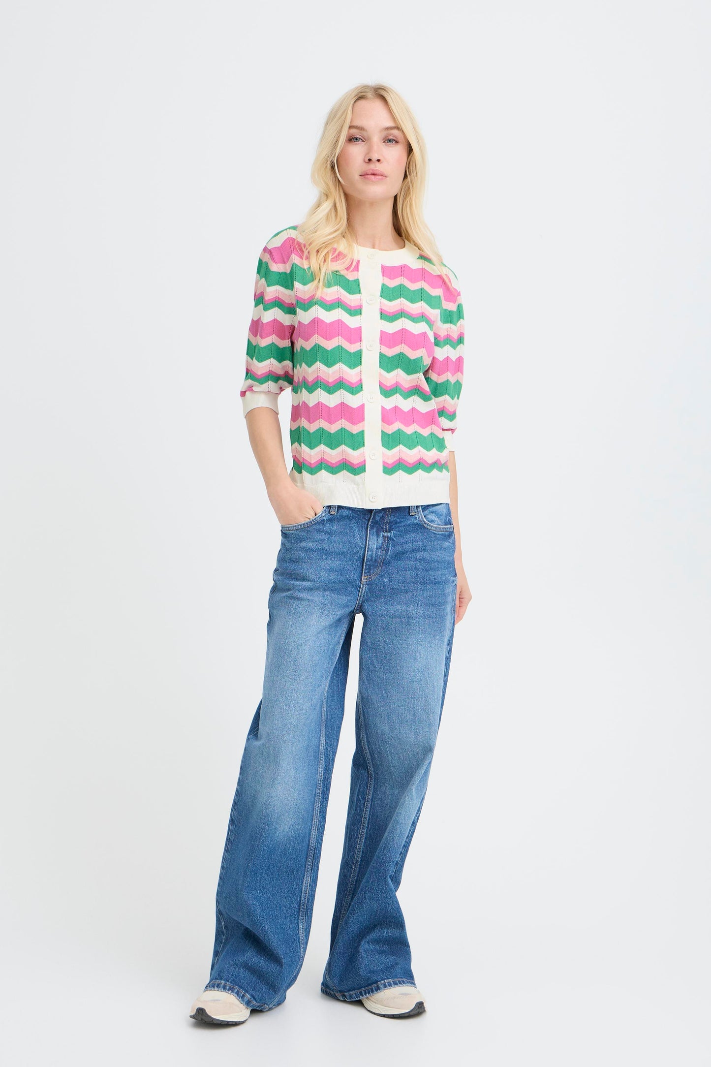 Pull fin coloré B.Young