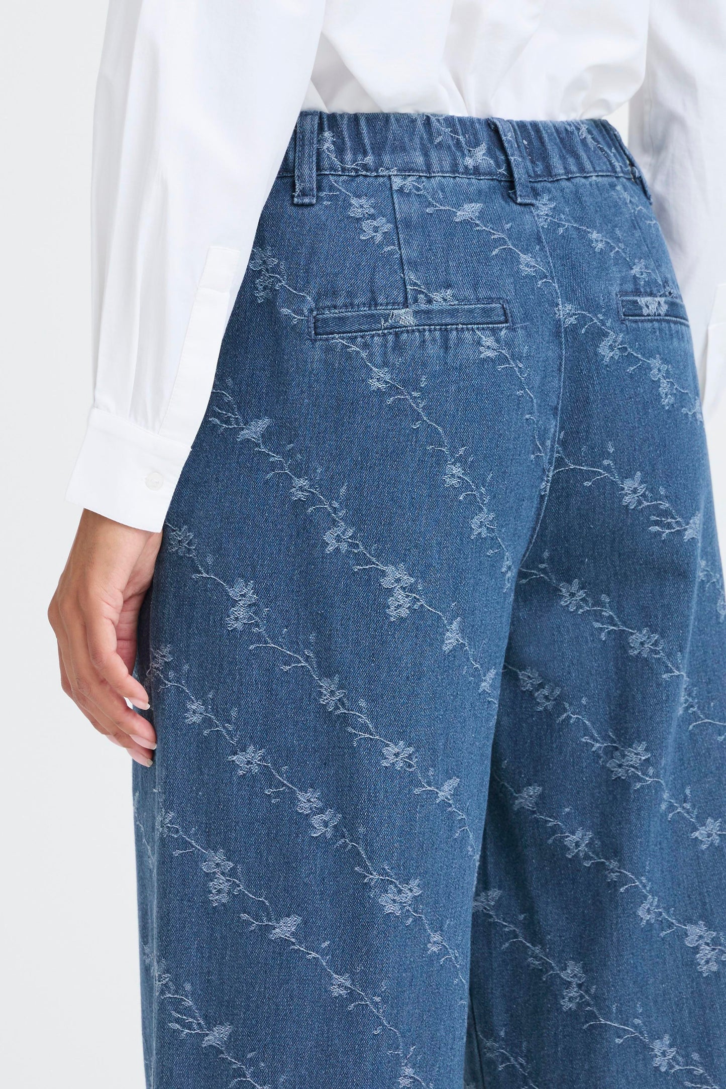 Jean large broderie B.Young