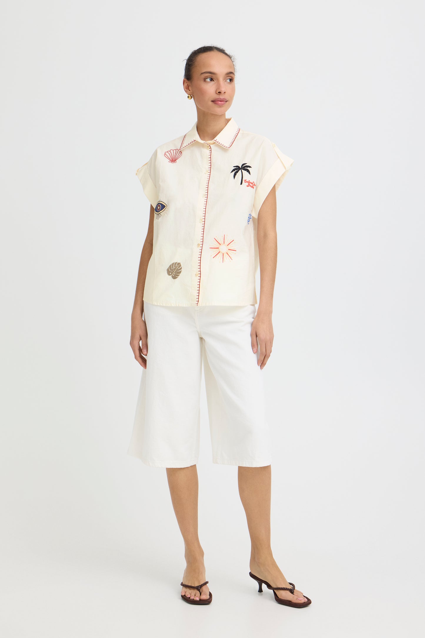 Chemise broderies B.Young