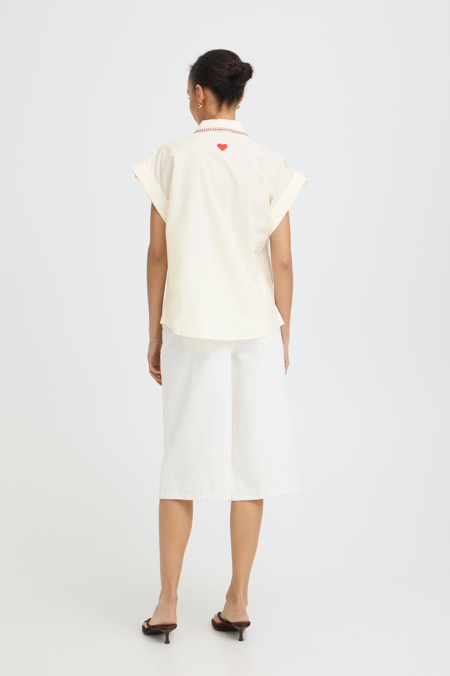 Chemise broderies B.Young