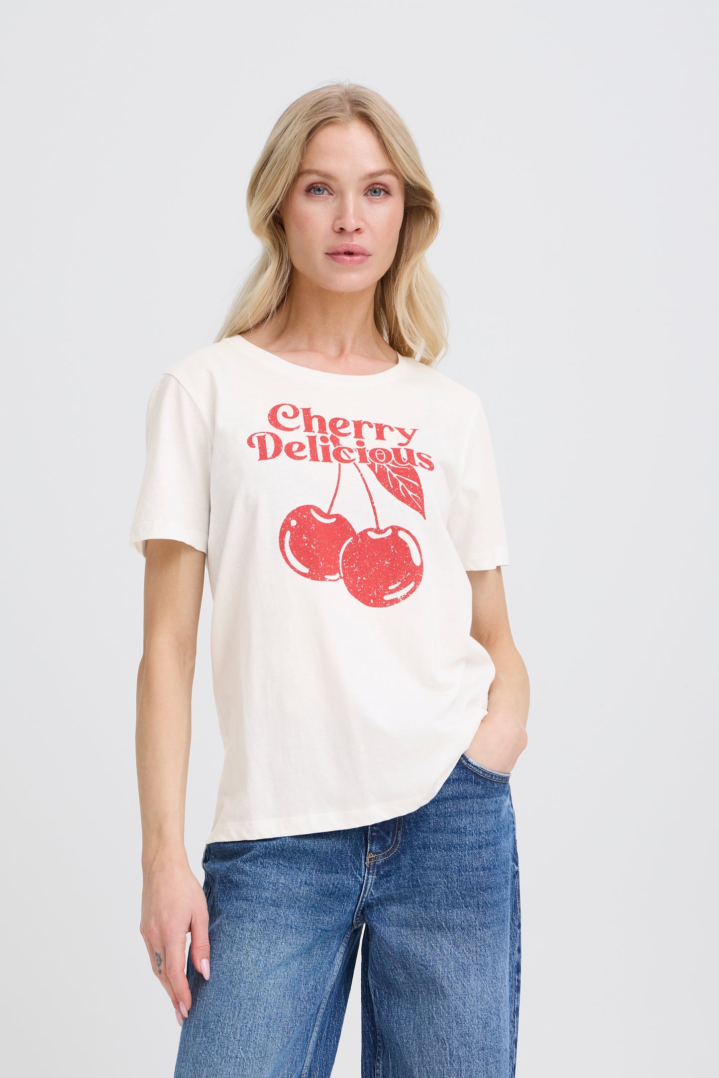 T-shirt Cherry B.Young