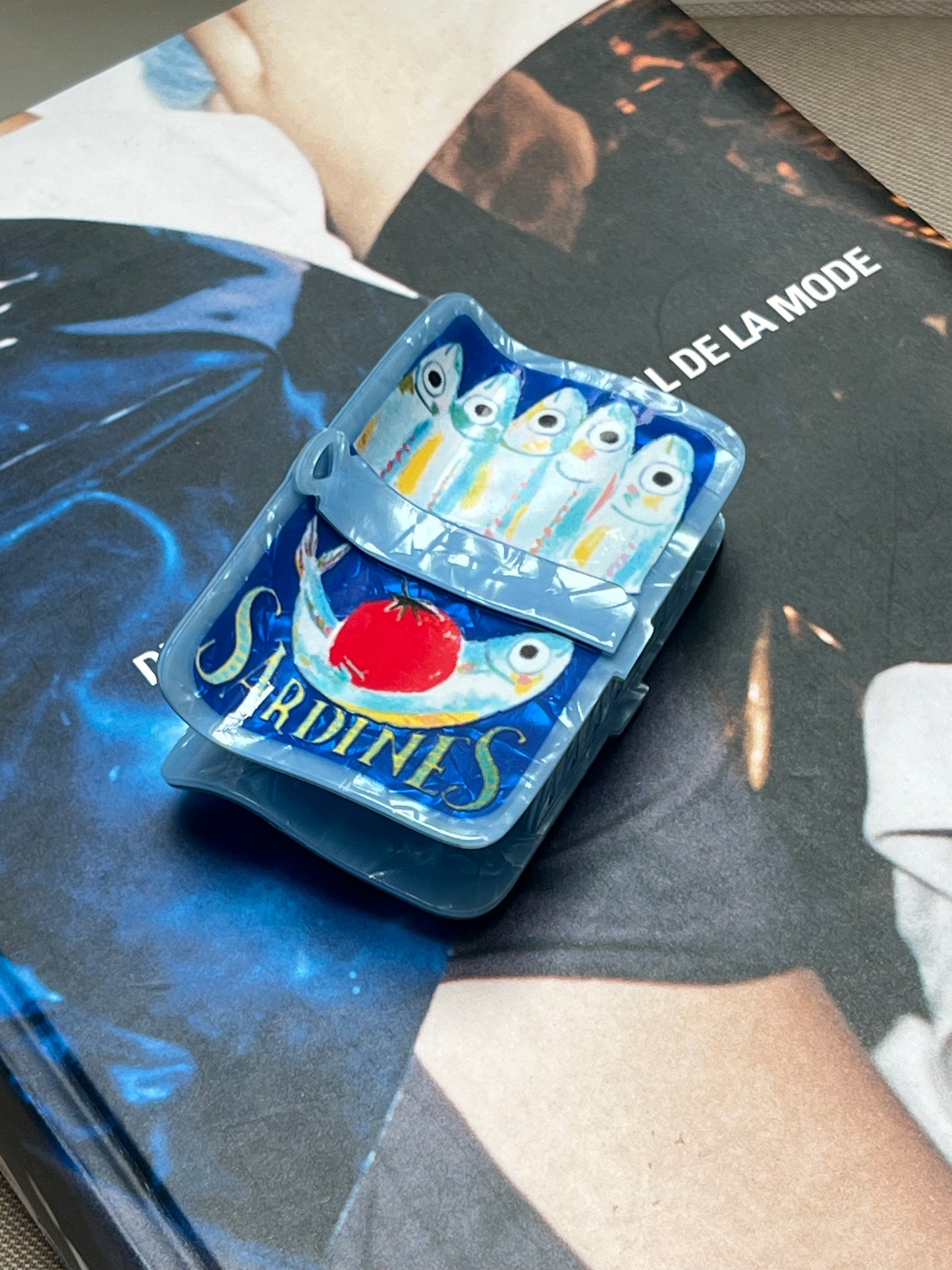 Pince à cheveux - Boite de sardines