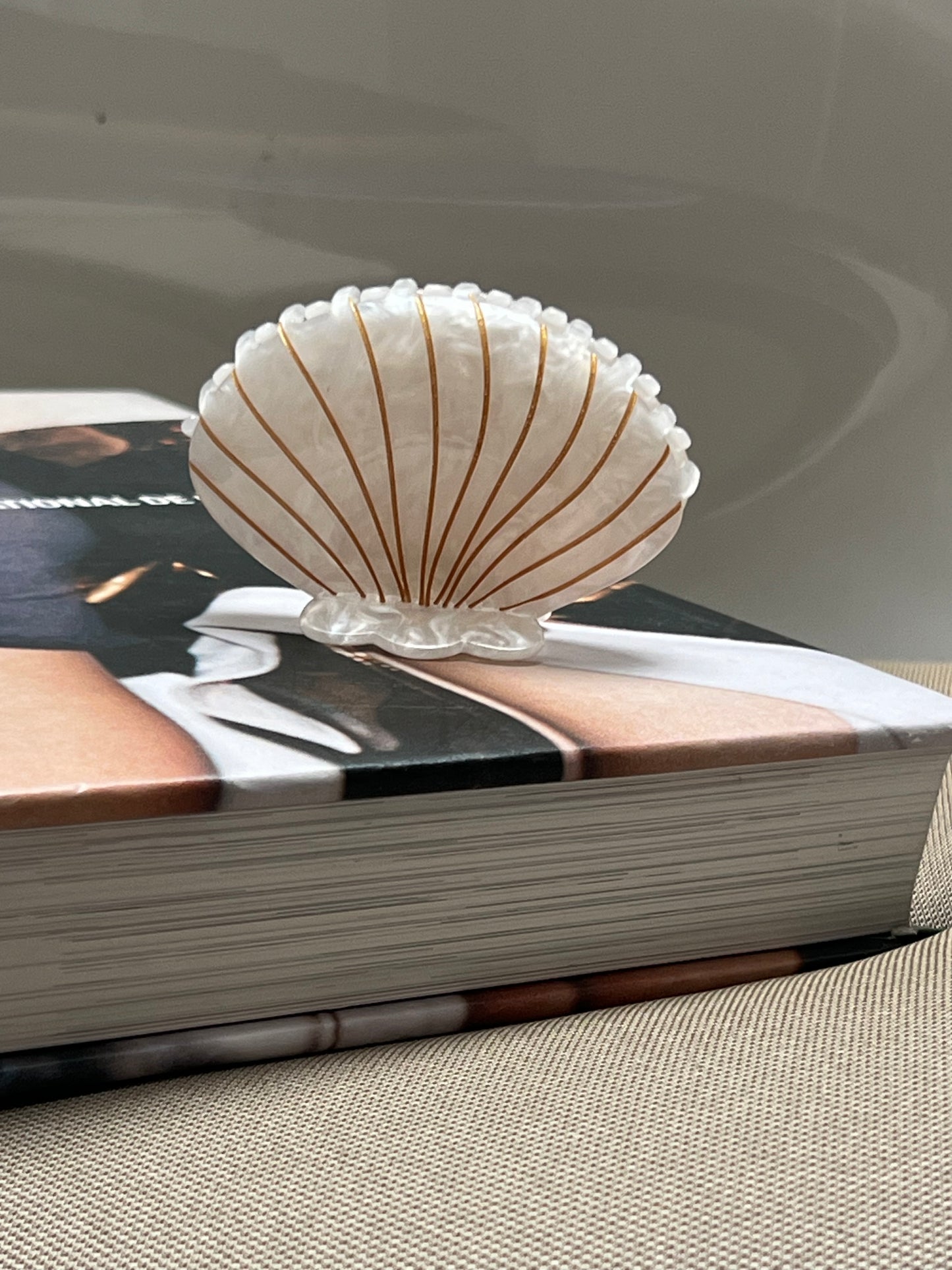 Pince à cheveux - Coquillage doré