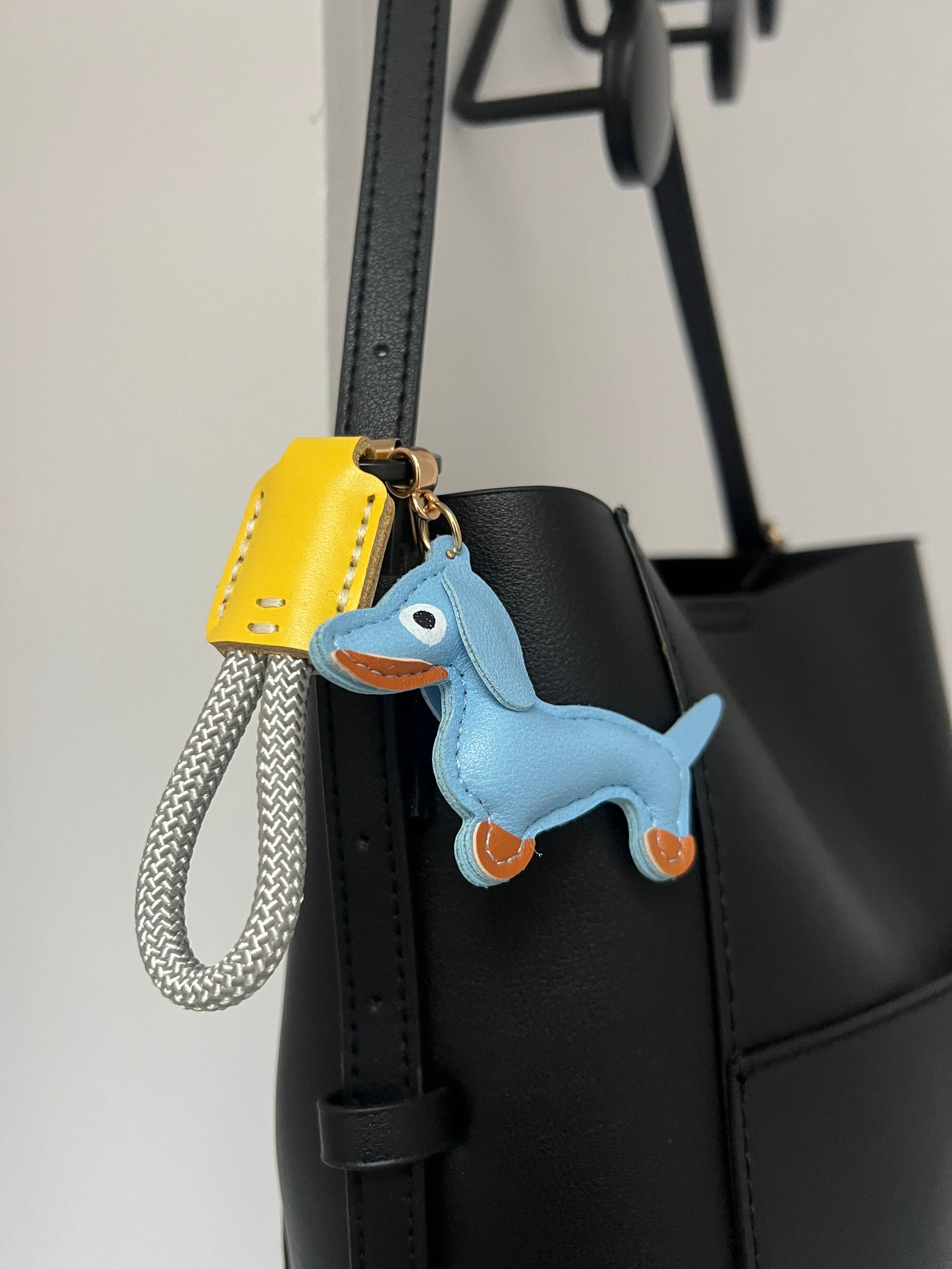 Accessoire de sac/ porte clé teckel ICHI