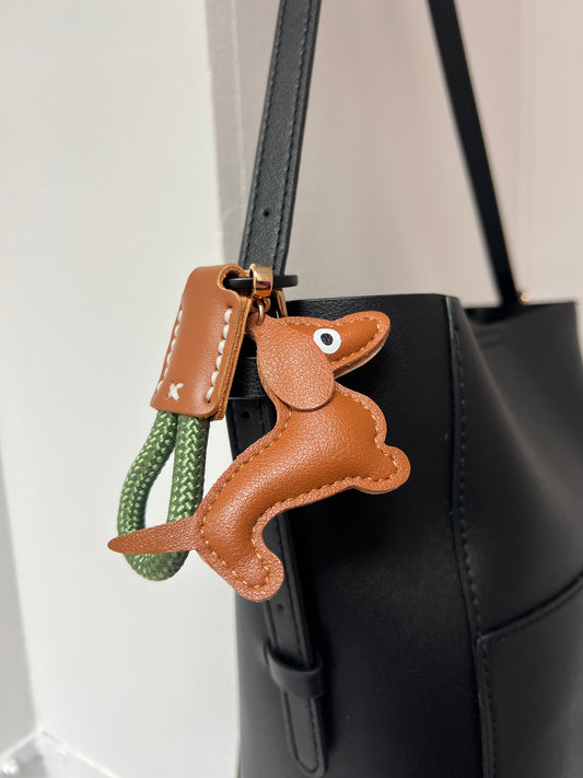 Accessoire de sac/ porte clé teckel ICHI